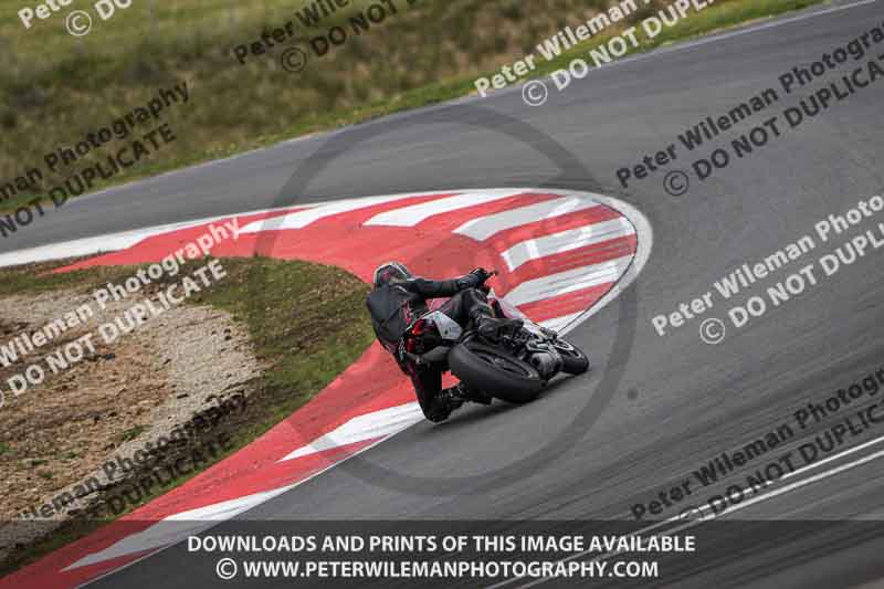cadwell no limits trackday;cadwell park;cadwell park photographs;cadwell trackday photographs;enduro digital images;event digital images;eventdigitalimages;navarra;no limits trackdays;peter wileman photography;racing digital images;trackday digital images;trackday photos